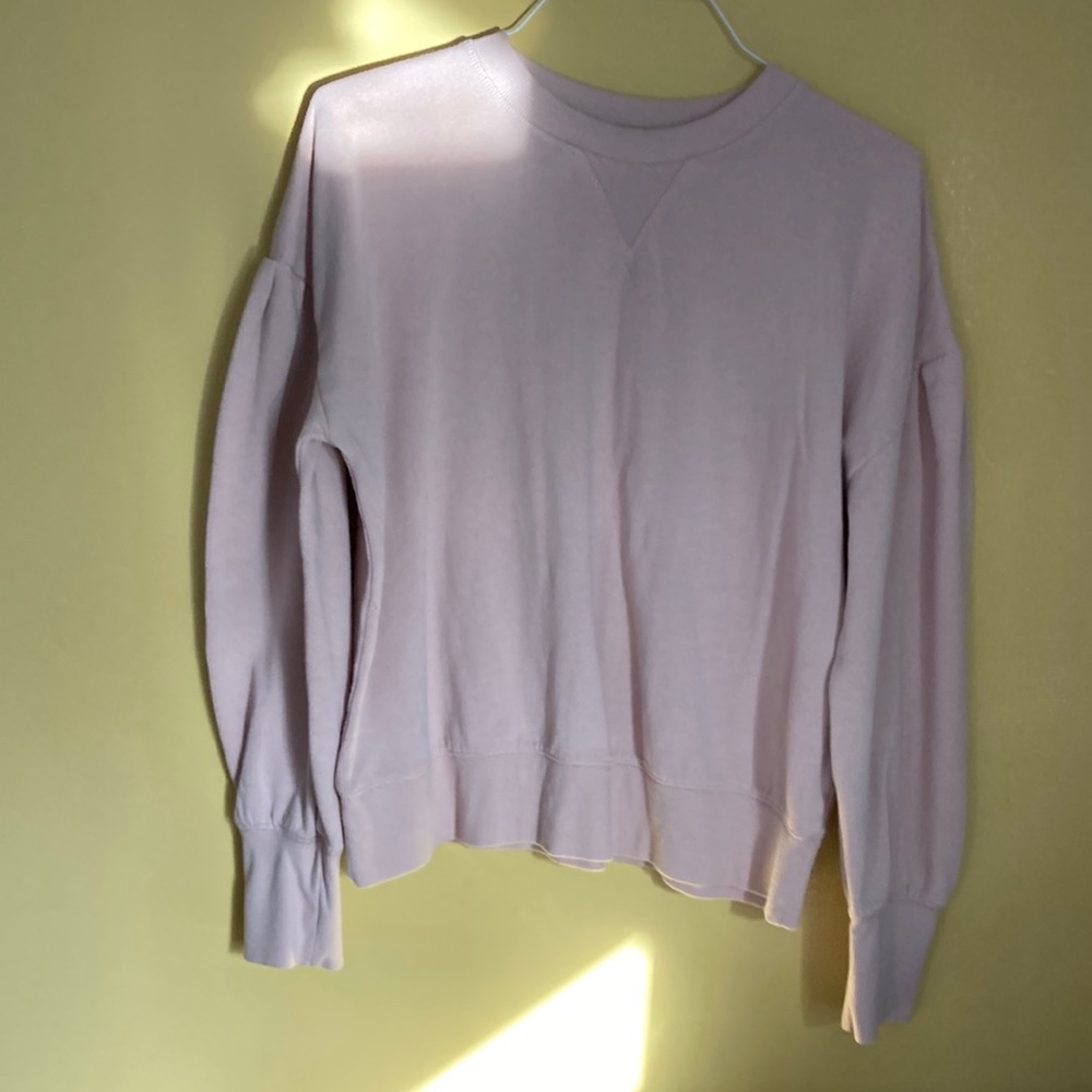 Universal Thread goods co. Pink sweatshirt